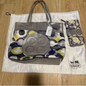 Coach Signature Tote Purse & Wallet Matching Set